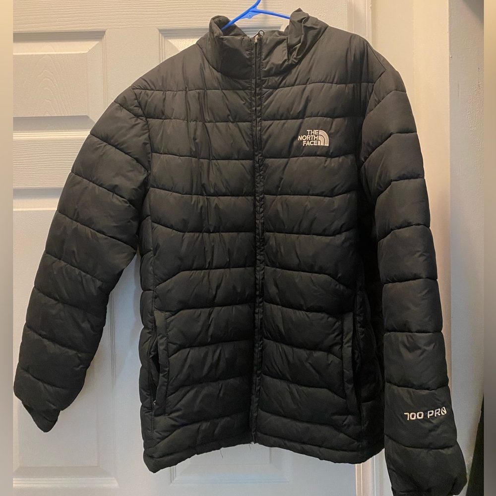 The Northface Women’s 700 Pro Puffer Jacket